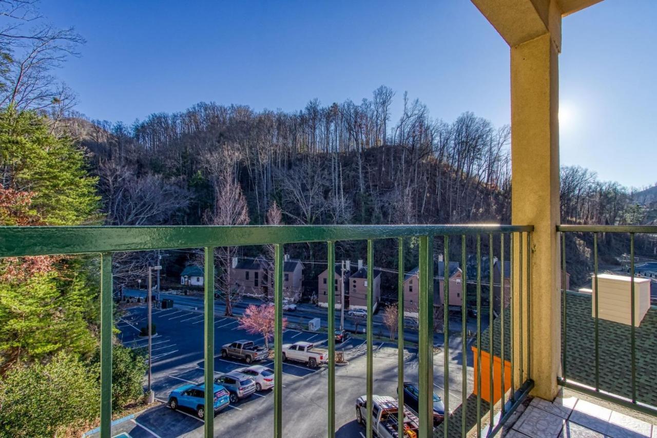 Gatlinburg Towers Condo Unit 501 - Great Location! Close To Town! Condo Экстерьер фото